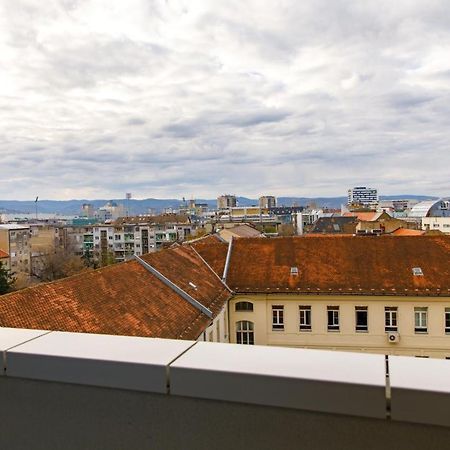 Dali Apartments Pupin Palace Нови Сад Екстериор снимка
