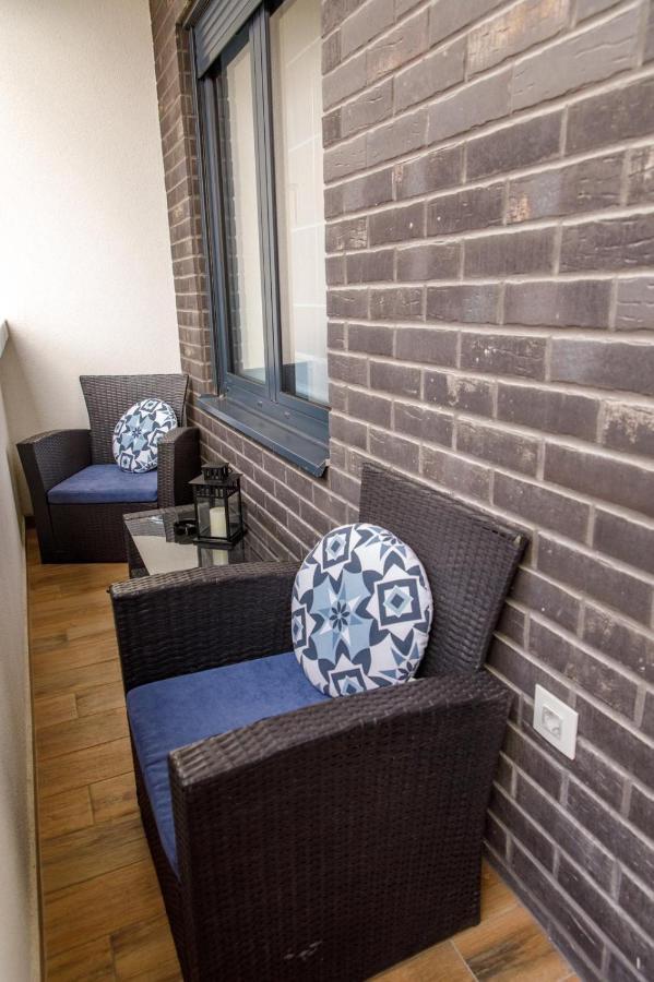 Dali Apartments Pupin Palace Нови Сад Екстериор снимка