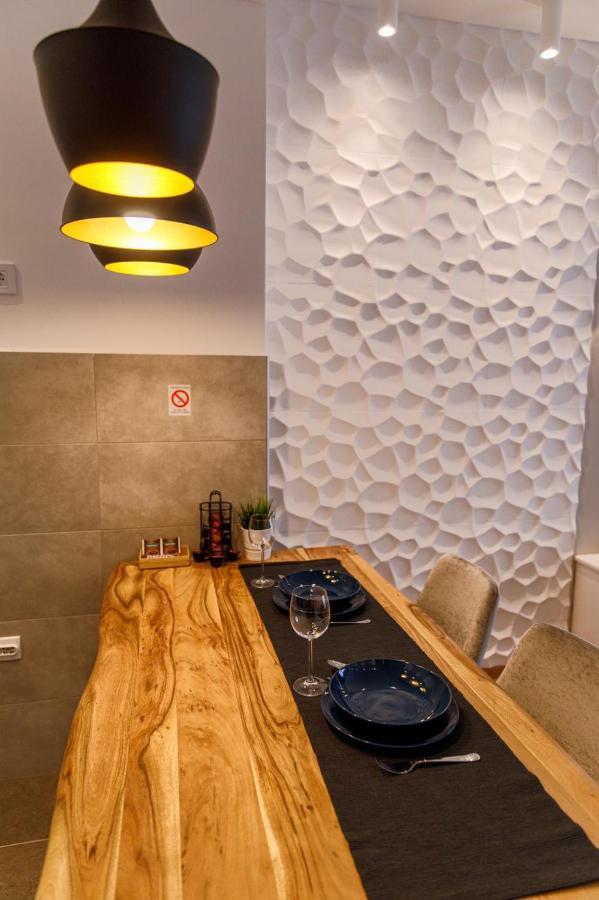 Dali Apartments Pupin Palace Нови Сад Екстериор снимка