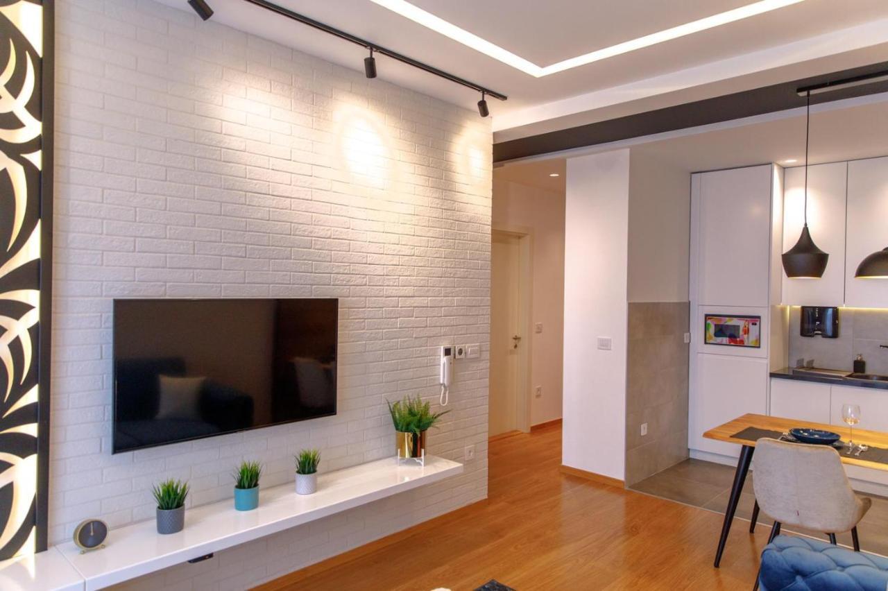 Dali Apartments Pupin Palace Нови Сад Екстериор снимка